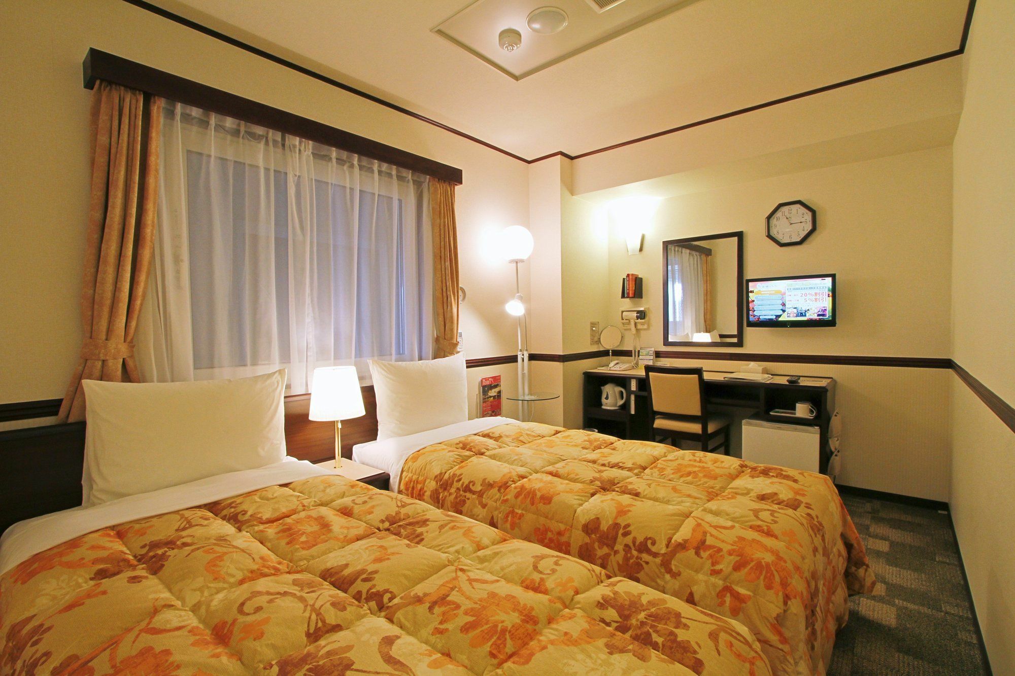 โทโยโกะ ฮิโรชิมา-เอกิ ชิงกันเซง-งูจิ นัมเบอร์ 1